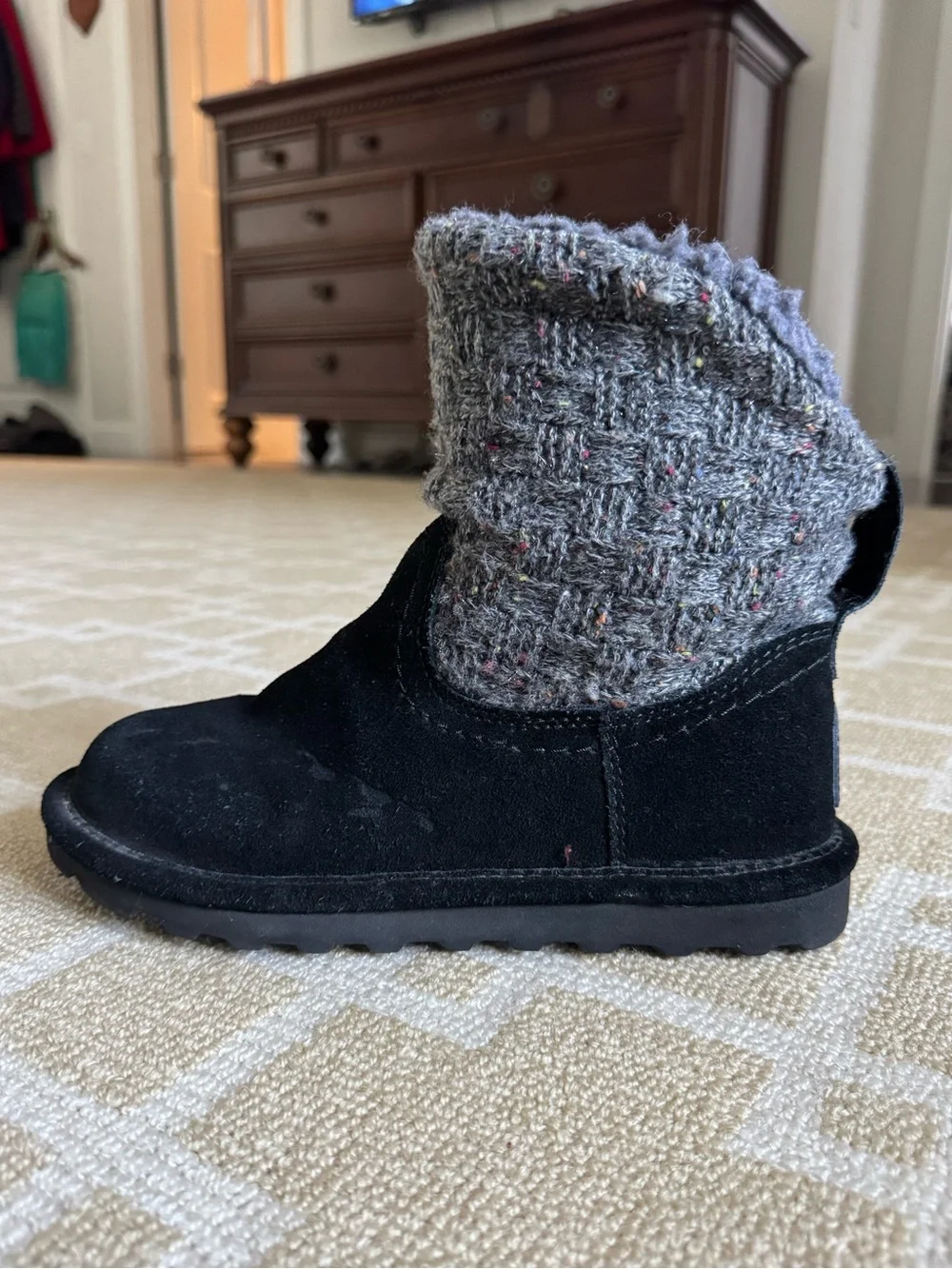 BEARPAW Virginia Suede Knit Shearling Winter Boots Black Size 6